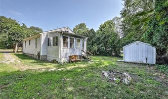 9 Courtland Dr, Narragansett, RI 02882