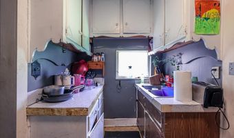 213 N Magnolia Ave, Andrews, SC 29510