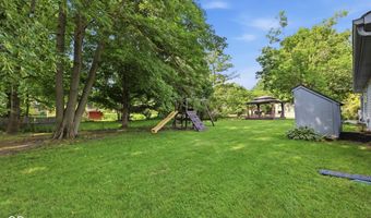 8449 Inland Dr, Avon, IN 46123