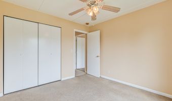 300 W FULLERTON Ave 102, Addison, IL 60101