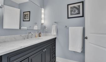 35 Bristol Pl, Bay Head, NJ 08742