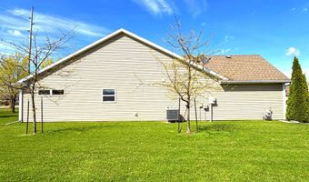 1703 Krebs Ct, Angola, IN 46703