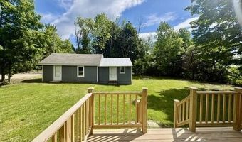887 Foxes Ridge Rd, Acton, ME 04001
