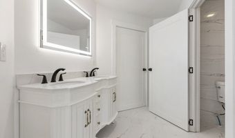 130 Zoar Ave, Attleboro, MA 02703