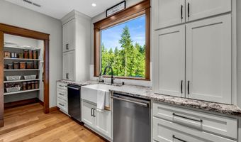 16105 NE 241ST Cir, Battle Ground, WA 98604