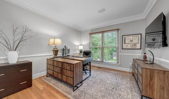 43079 LAGO GALLERIE Ct, Ashburn, VA 20148