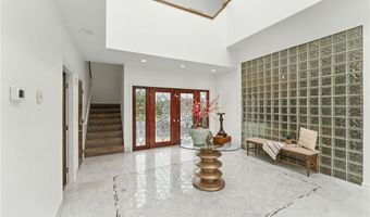 129 Valerie Ct, Cranston, RI 02921