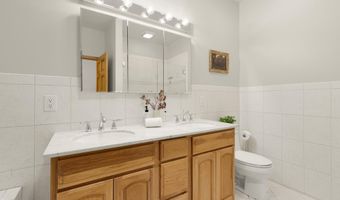 1121 S CLINTON St, Baltimore, MD 21224
