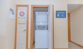 14 Iowa St. B2, Arnolds Park, IA 51331