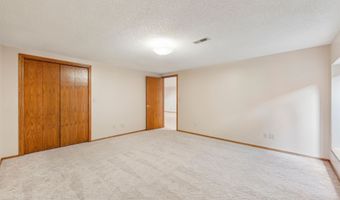 640 S Daisy Ln, Andover, KS 67002