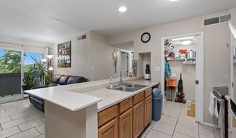 259 La Vida Nueva Del Oeste SW, Albuquerque, NM 87105