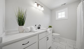 8 Robin Way 7, Chester, NH 03036
