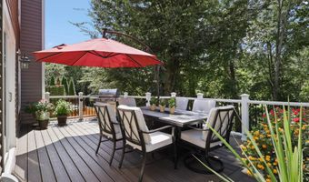 7460 CROSS GATE Ln, Alexandria, VA 22315