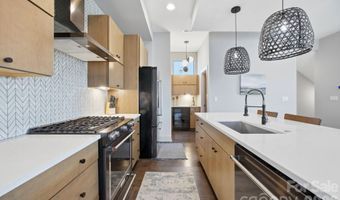 1026 Polaris Way, Charlotte, NC 28205