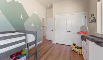 25150 Dersch Rd, Anderson, CA 96007