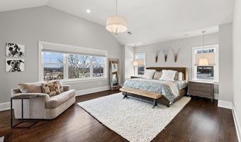 9 Beacon Hill Rd, Atlantic Highlands, NJ 07716