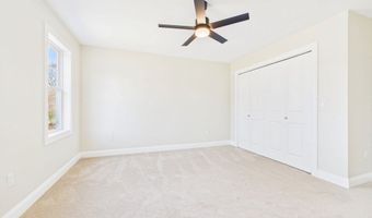 2 Bc Ln, Berkley, MA 02779
