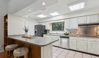 2058 BEACH Ave, Atlantic Beach, FL 32233