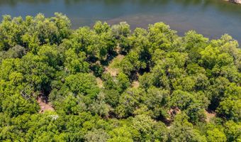 SW 17th St, Bell, FL 32619