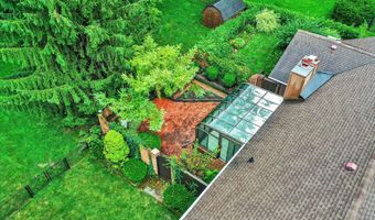 8537 Ridge Hill Dr, Indianapolis, IN 46217
