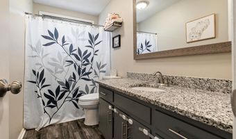 225 PORTSOUTH Ln, Alabaster, AL 35007