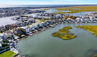 22 PELICAN Dr S, Avalon, NJ 08202