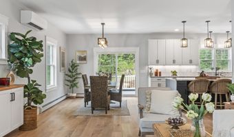 53 Woodbrey Ln, Standish, ME 04084