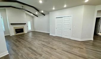 3909 SW Pecan Cir, Bentonville, AR 72713
