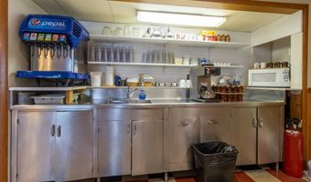 708 N MONROE St, Abingdon, IL 61410