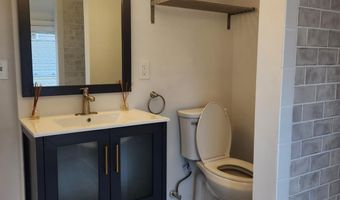 809 BAY RIDGE Ave 3, Annapolis, MD 21403