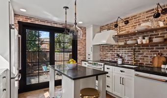 115 CHARLES St, Annapolis, MD 21401