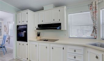 1300 Barefoot Cir, Barefoot Bay, FL 32976