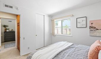 2157 Pepper Tree Pl, Escondido, CA 92026