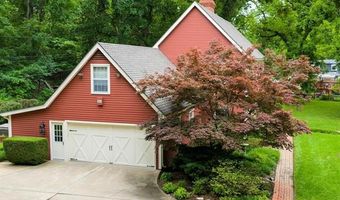 946 Briarwood Dr, Bartlesville, OK 74006