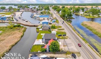 7305 Dyke Rd, Algonac, MI 48001