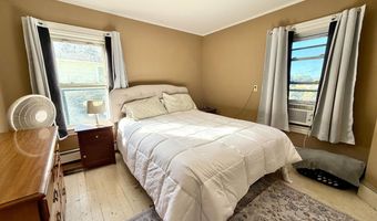 2 Bowles Ave, Bar Harbor, ME 04609