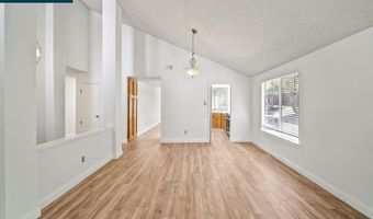 2817 Mayflower Dr, Antioch, CA 94531