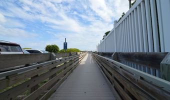 108 Pelican Dr H, Atlantic Beach, NC 28512