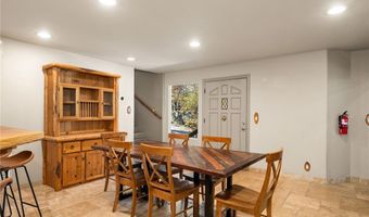 28657 Shenandoah Dr, Lake Arrowhead, CA 92352