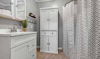 322 NE Rockwood Ave, Bartlesville, OK 74006