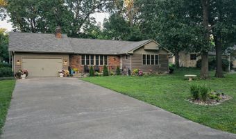 3050 Gaineswood Ave, Baxter Springs, KS 66713