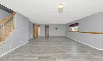 307 Cypress Ct, Andover, KS 67002