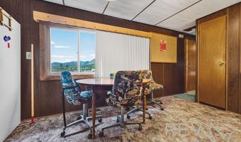 31 Posten Rd, Cody, WY 82414