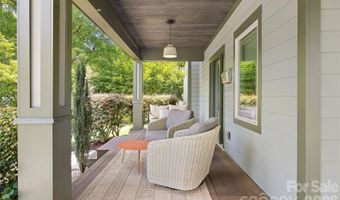 2530 Bay St, Charlotte, NC 28205
