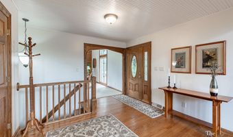 175 Honey Creek Ave NE, Ada, MI 49301