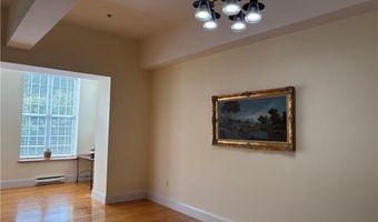 2 School St 403, Lincoln, RI 02802