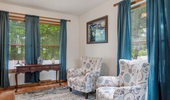 106 Halfmoon Dr, Altamont, NY 12009