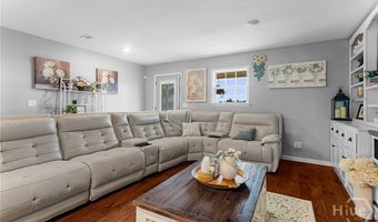 762 Old McLeod Bridge Rd, Adrian, GA 31002