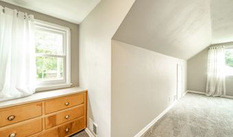 2217 Melody Ln, Anderson, IN 46012