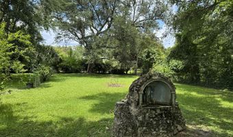 311 Ballentine St, Bay St. Louis, MS 39520